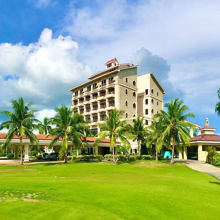 Queens Island Golf And Resort Medellin Exterior photo